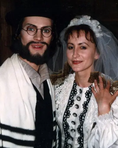 Mottel Kamzoil in "Anatevka", Stadttheater Bremerhaven 2002 (mit Katarzyna Kuncio)